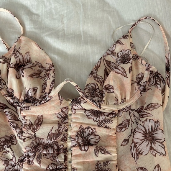 New BEC + BRIDGE     
Nova Mini Dress In Florence Floral - Picture 6 of 8